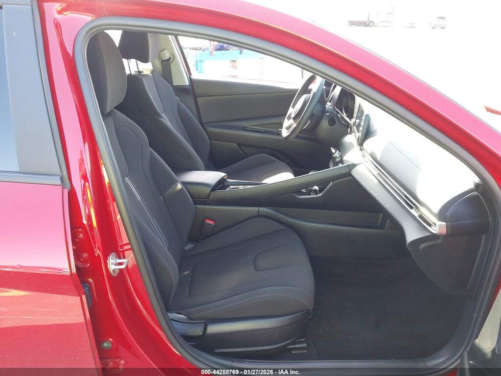 KMHLM4AJ5NU024080 2022 HYUNDAI ELANTRA HYBRID photo no. 5