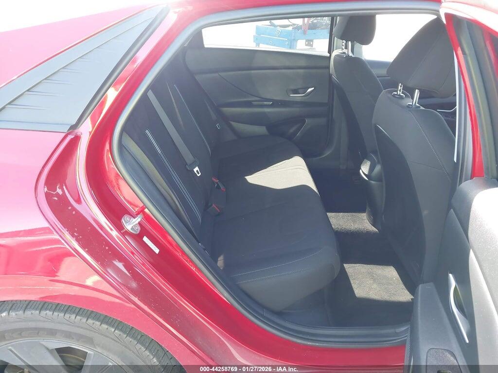 KMHLM4AJ5NU024080 2022 HYUNDAI ELANTRA HYBRID photo no. 8