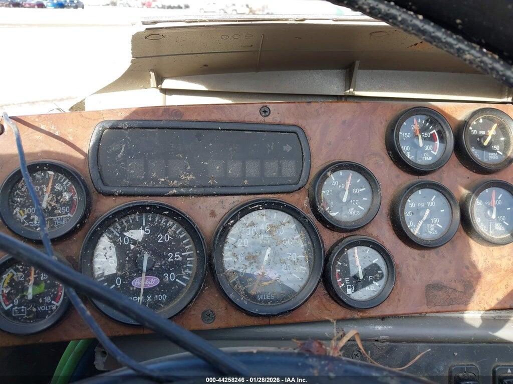 1XP7DB9X94D821593 2004 PETERBILT 387 photo no. 6