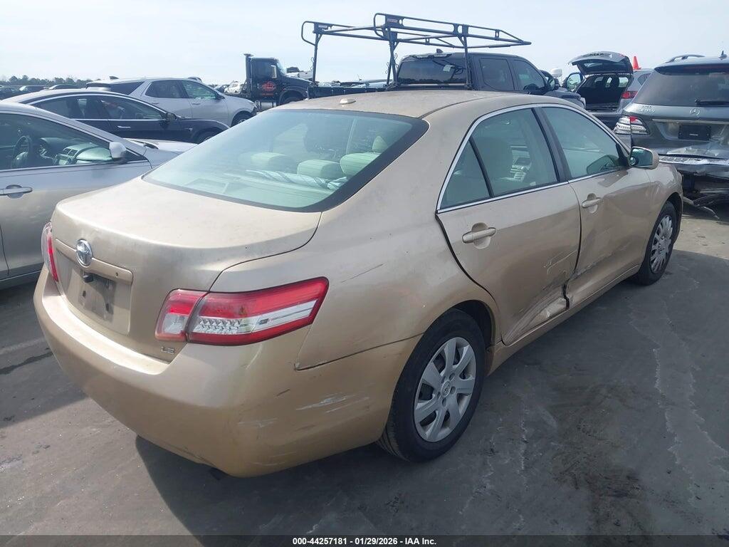 4T1BF3EK5BU125263 2011 TOYOTA CAMRY photo no. 4