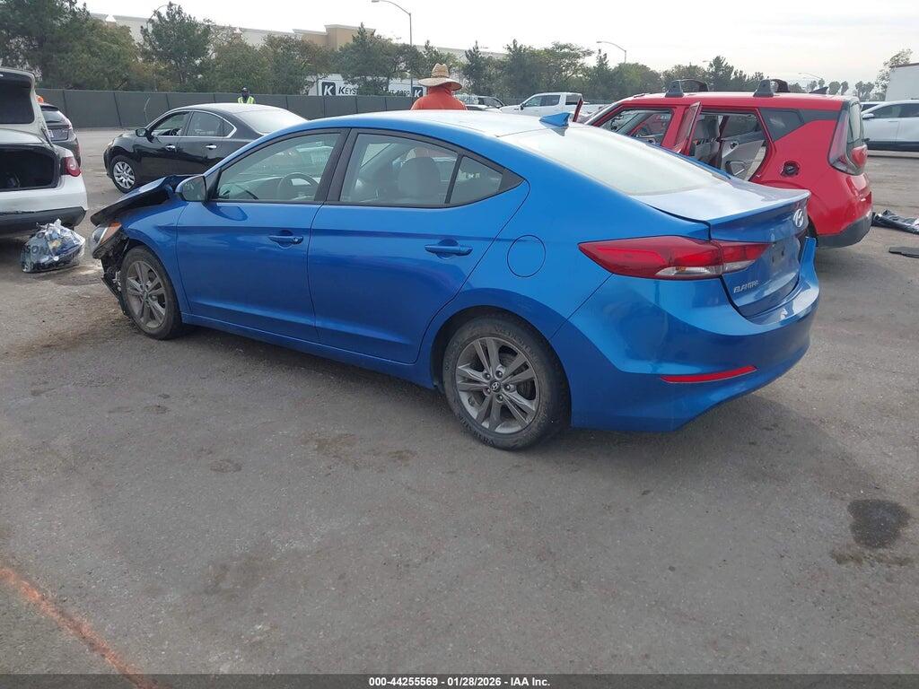 5NPD84LF3HH157019 2017 HYUNDAI ELANTRA photo no. 3