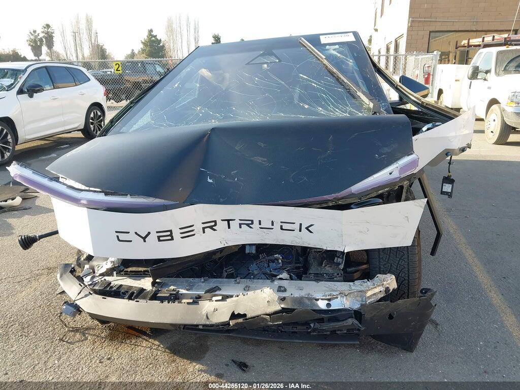 7G2CEHED3SA067943 2025 TESLA CYBERTRUCK photo no. 12