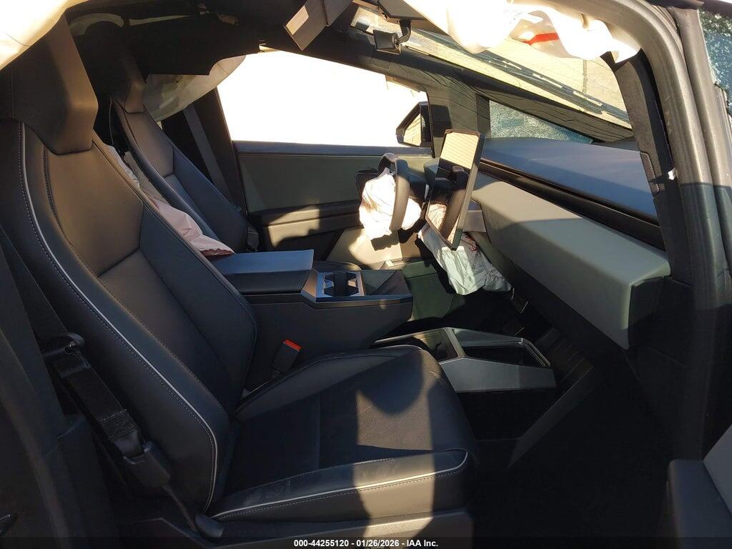 7G2CEHED3SA067943 2025 TESLA CYBERTRUCK photo no. 5