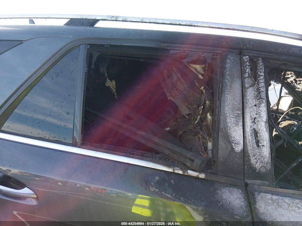 4JGDA5HB4FA607969 2015 MERCEDES-BENZ ML 350 photo no. 8