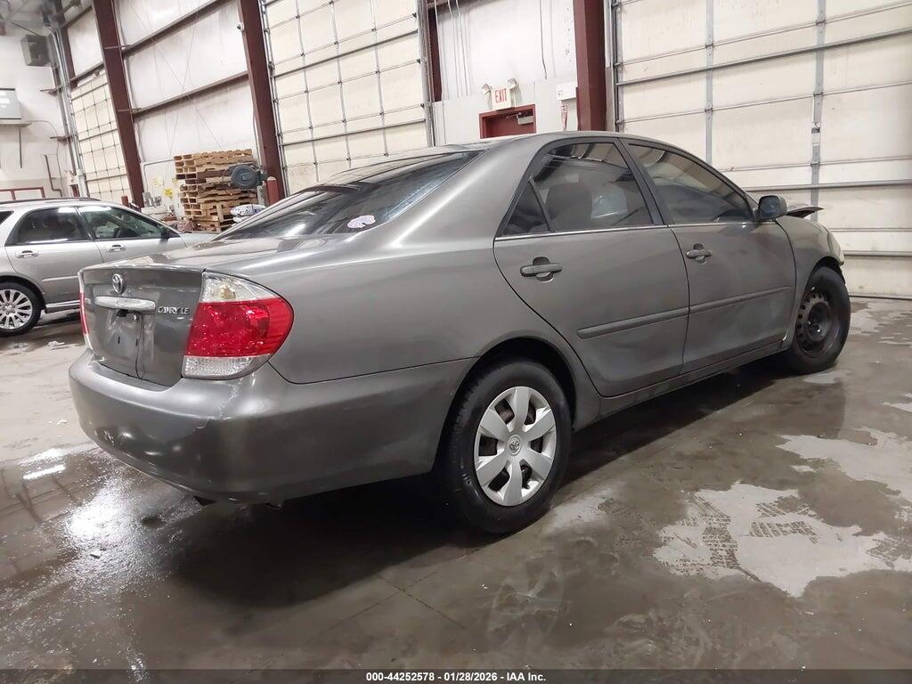 4T1BE32K45U619660 2005 TOYOTA CAMRY photo no. 4