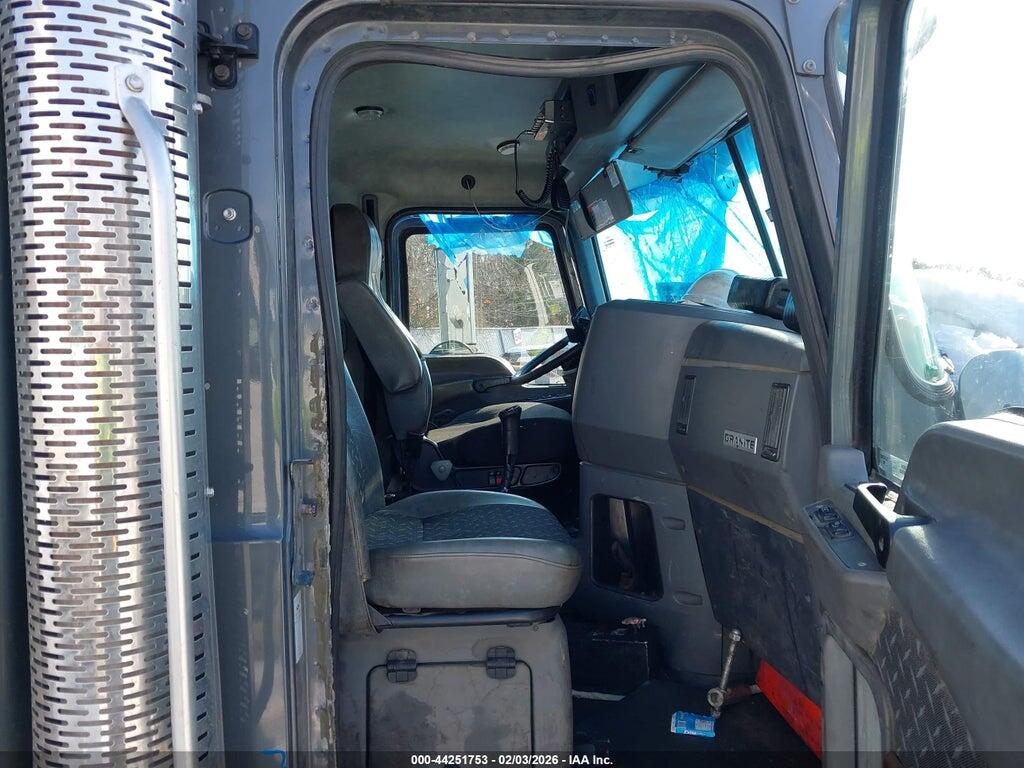 1M2AX09C5JM040402 2018 MACK GRANITE photo no. 5