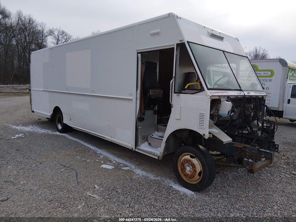 4UZAC3DV4CCBN1752 2012 FREIGHTLINER CHASSIS photo no. 1