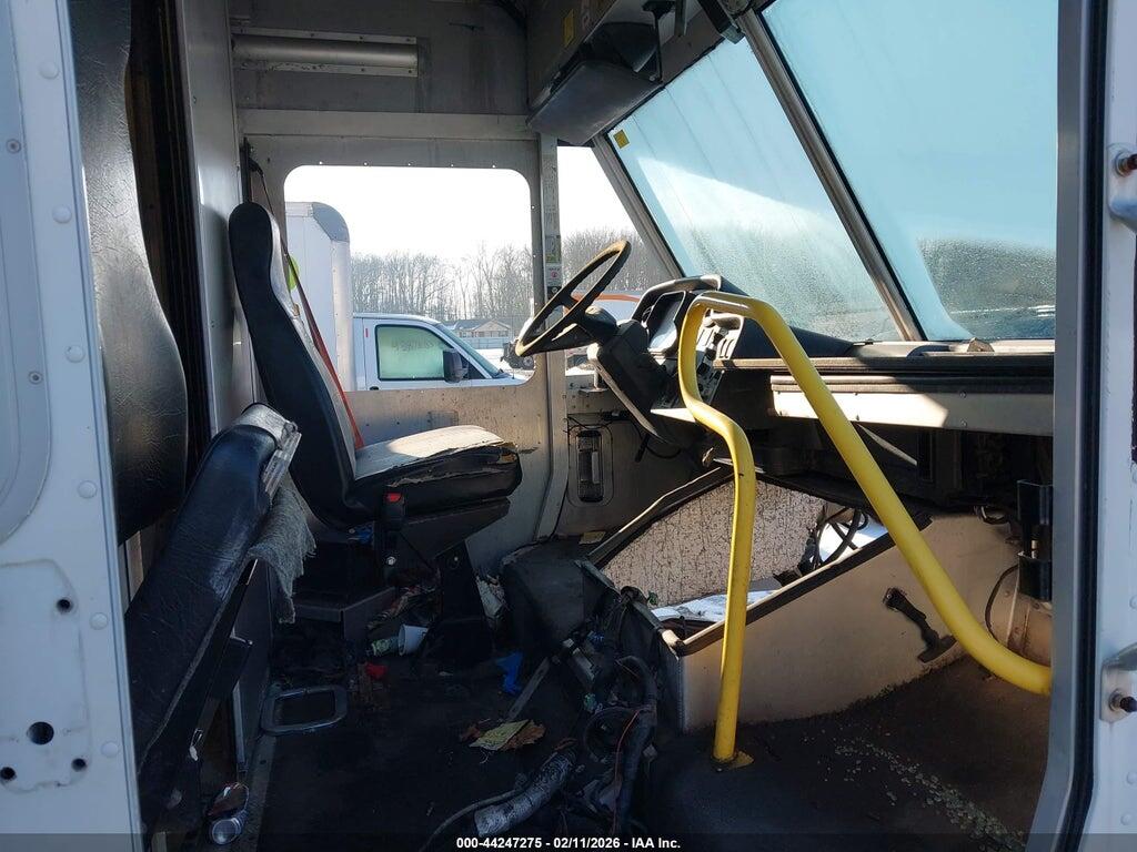 4UZAC3DV4CCBN1752 2012 FREIGHTLINER CHASSIS photo no. 7