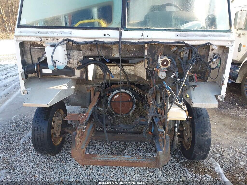 4UZAC3DV4CCBN1752 2012 FREIGHTLINER CHASSIS photo no. 9