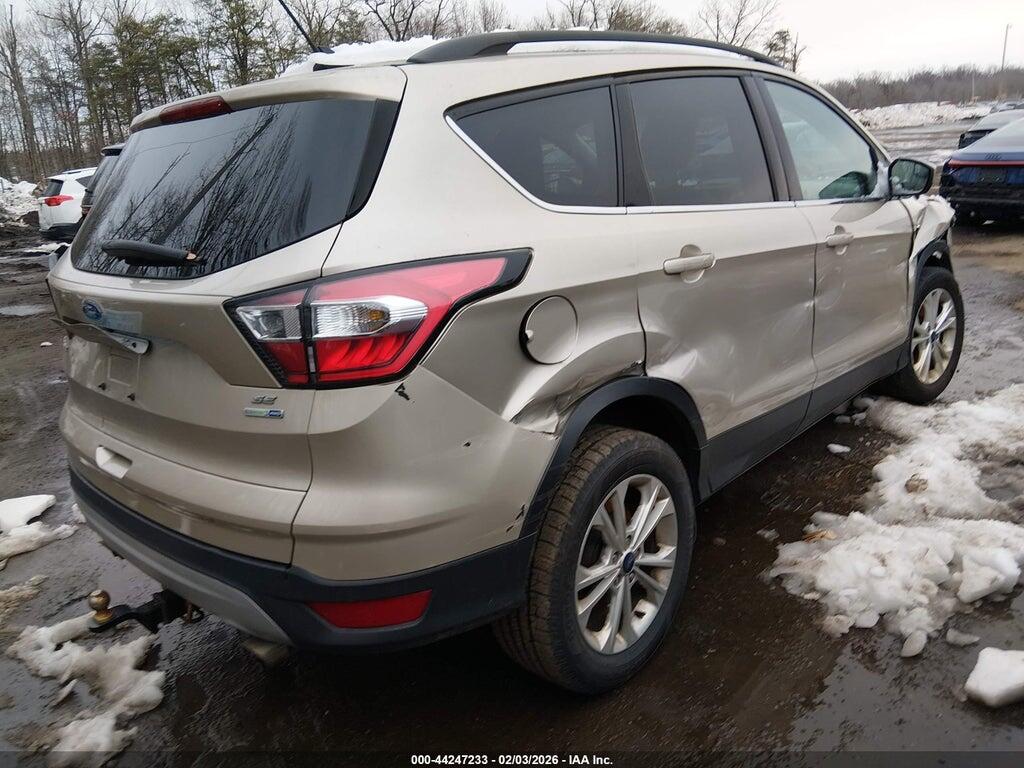 1FMCU9GD8JUA82256 2018 FORD ESCAPE photo no. 4