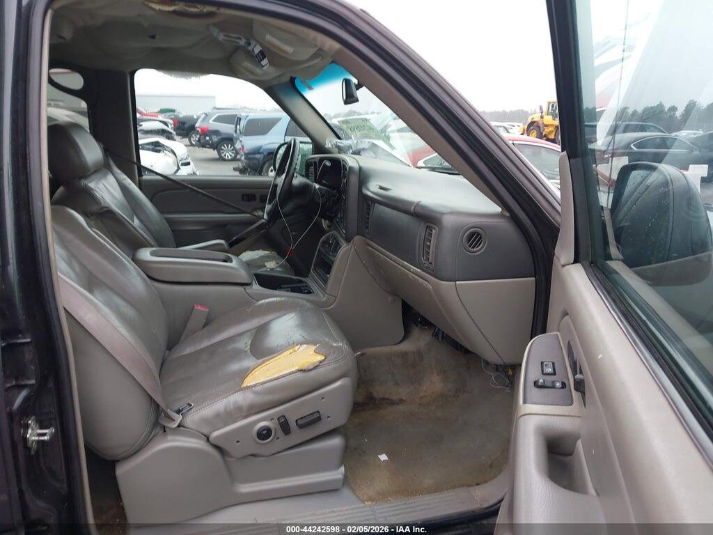3GNEC16Z34G321533 2004 CHEVROLET SUBURBAN 1500 photo no. 5