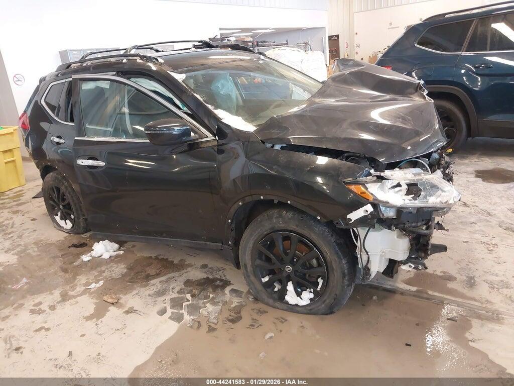5N1AT2MV5HC826247 2017 NISSAN ROGUE photo no. 1