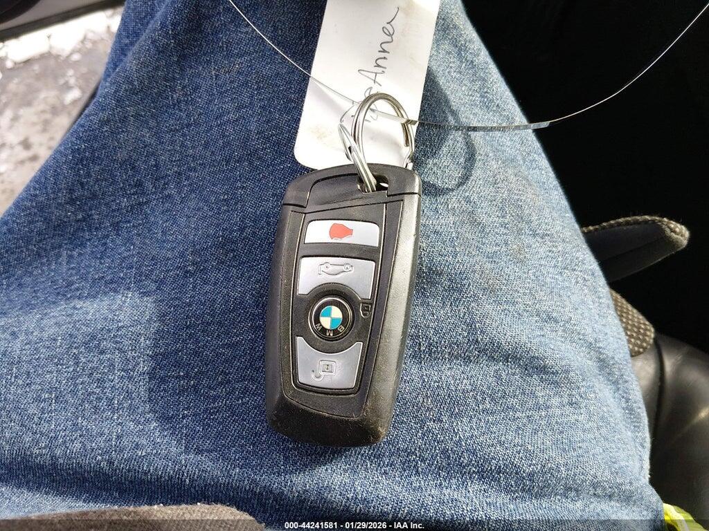 WBA5B3C58GG256717 2016 BMW 535I photo no. 11