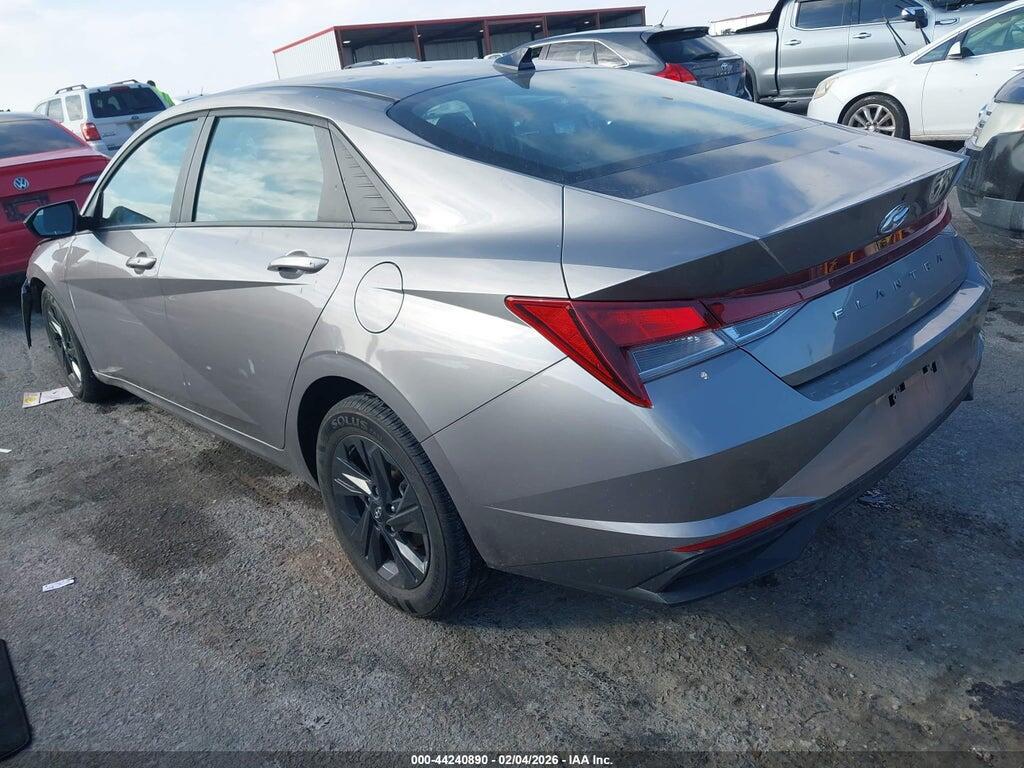 KMHLM4AG7PU550928 2023 HYUNDAI ELANTRA photo no. 3