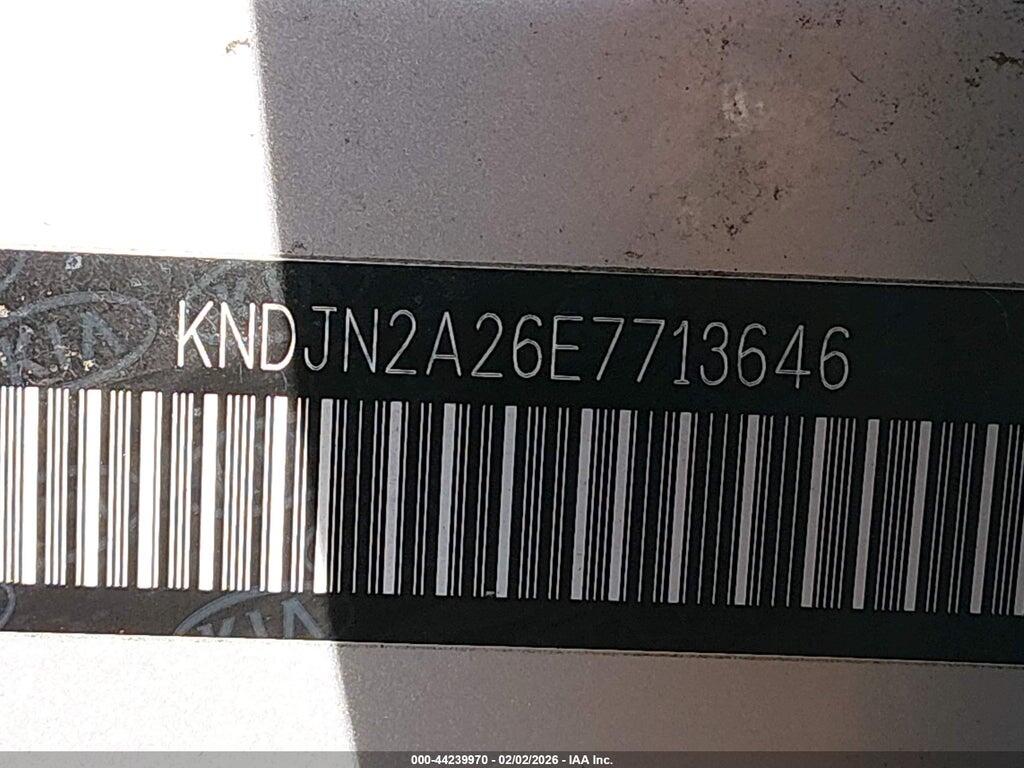 KNDJN2A26E7713646 2014 KIA SOUL photo no. 9