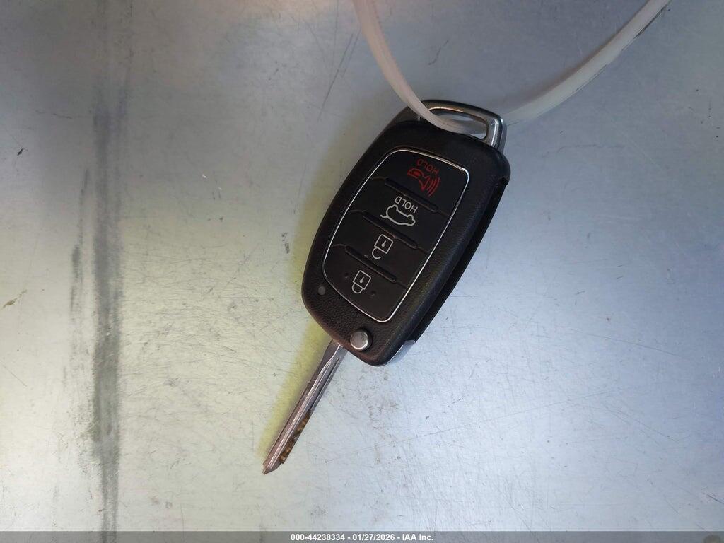 5NPE24AF4GH370844 2016 HYUNDAI SONATA photo no. 11