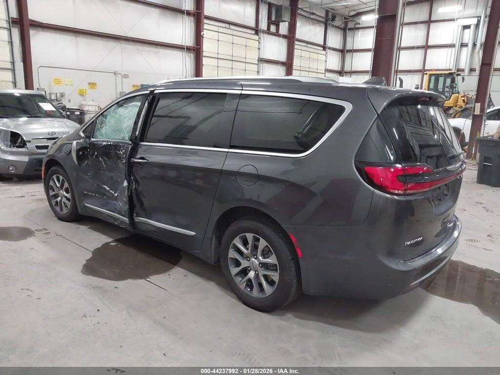 2C4RC1N77NR157063 2022 CHRYSLER PACIFICA HYBRID photo no. 3