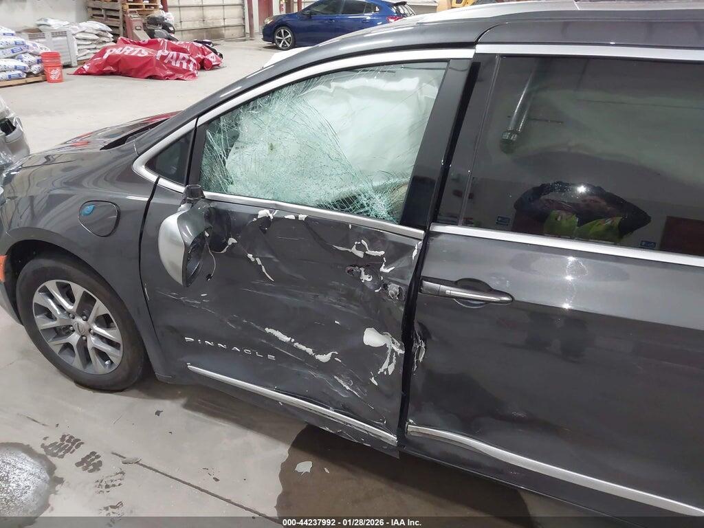 2C4RC1N77NR157063 2022 CHRYSLER PACIFICA HYBRID photo no. 6