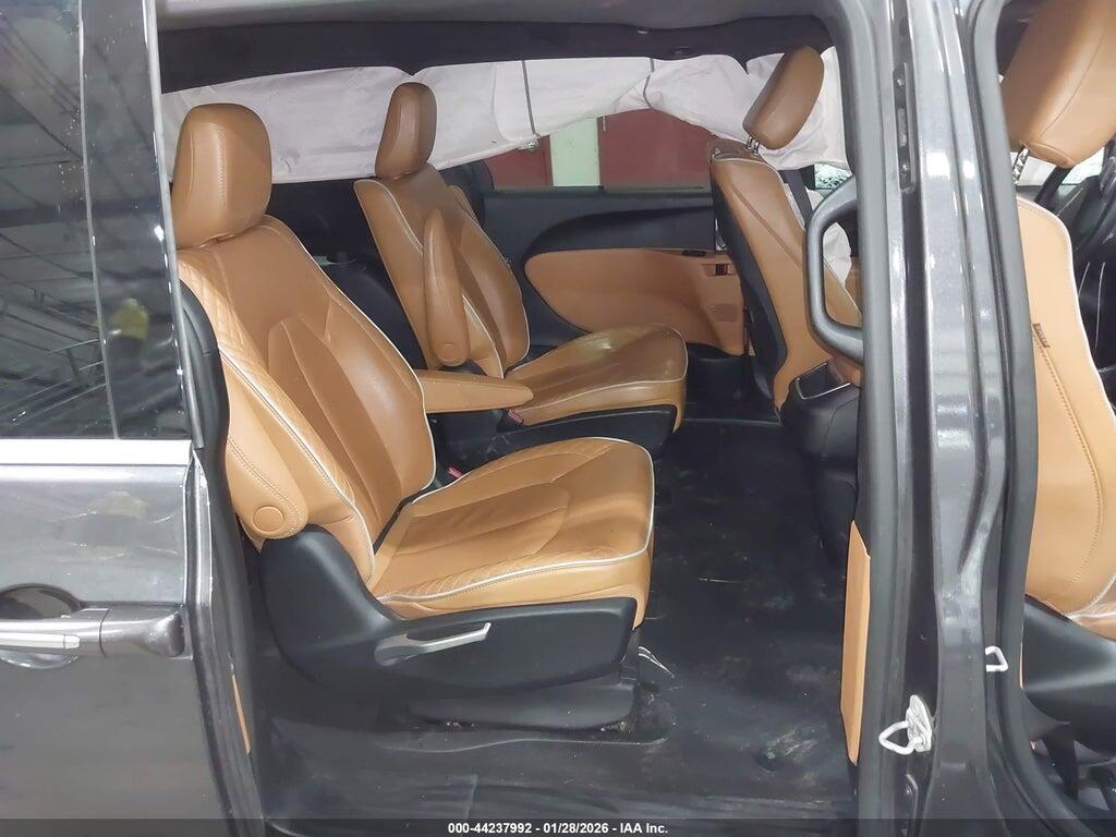 2C4RC1N77NR157063 2022 CHRYSLER PACIFICA HYBRID photo no. 8