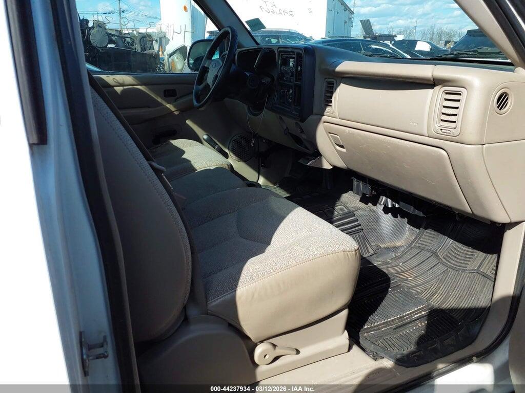1GCEC14X65Z315317 2005 CHEVROLET SILVERADO 1500 photo no. 5