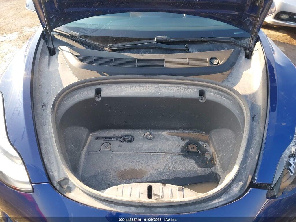 5YJ3E1EB7LF735613 2020 TESLA MODEL 3 photo no. 10