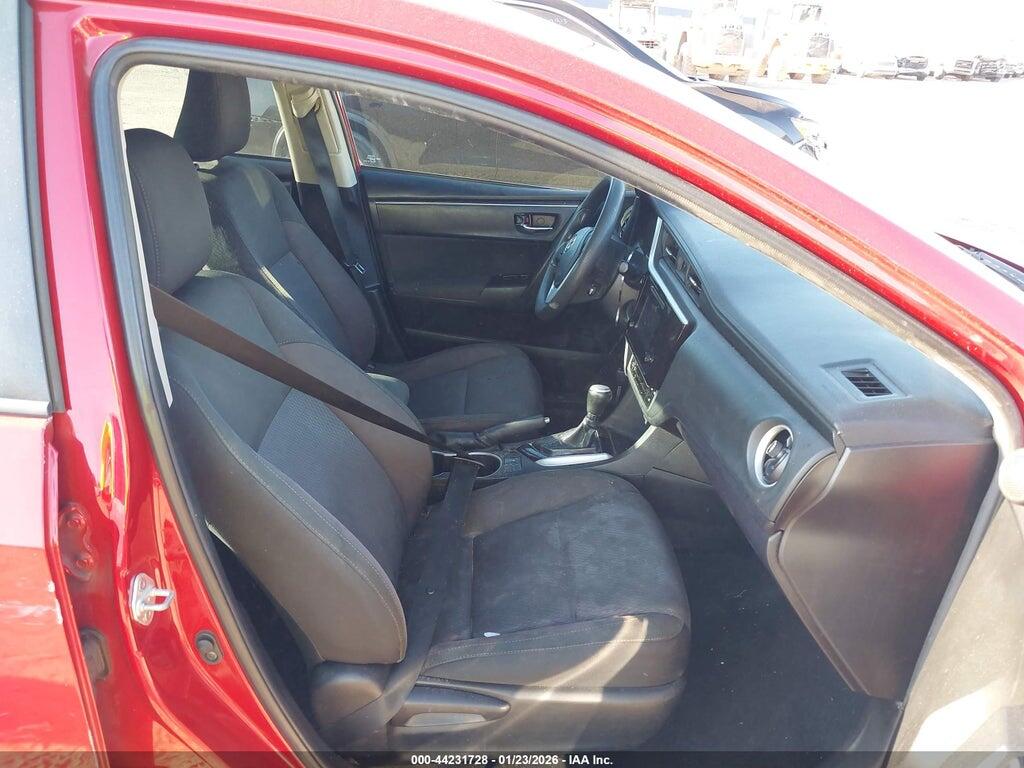 5YFBURHE8KP875773 2019 TOYOTA COROLLA photo no. 5