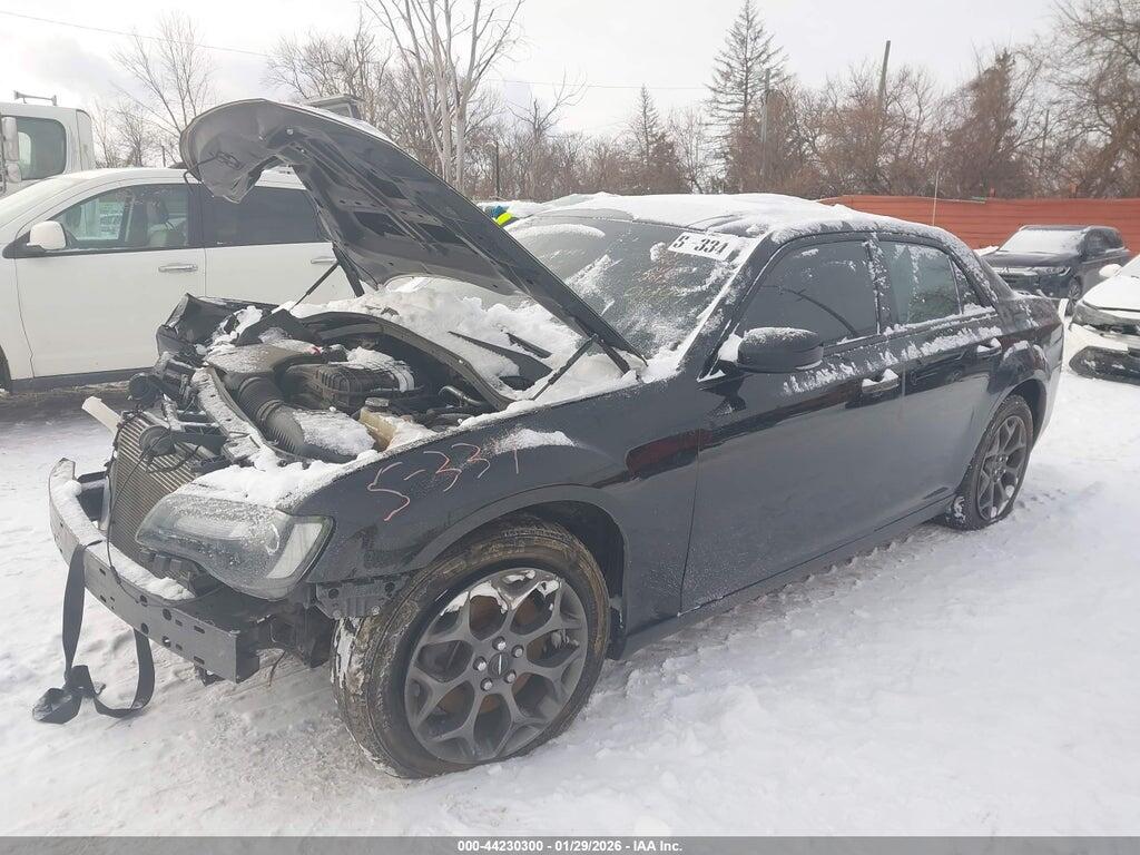 2C3CCAGG8FH899499 2015 CHRYSLER 300 photo no. 2
