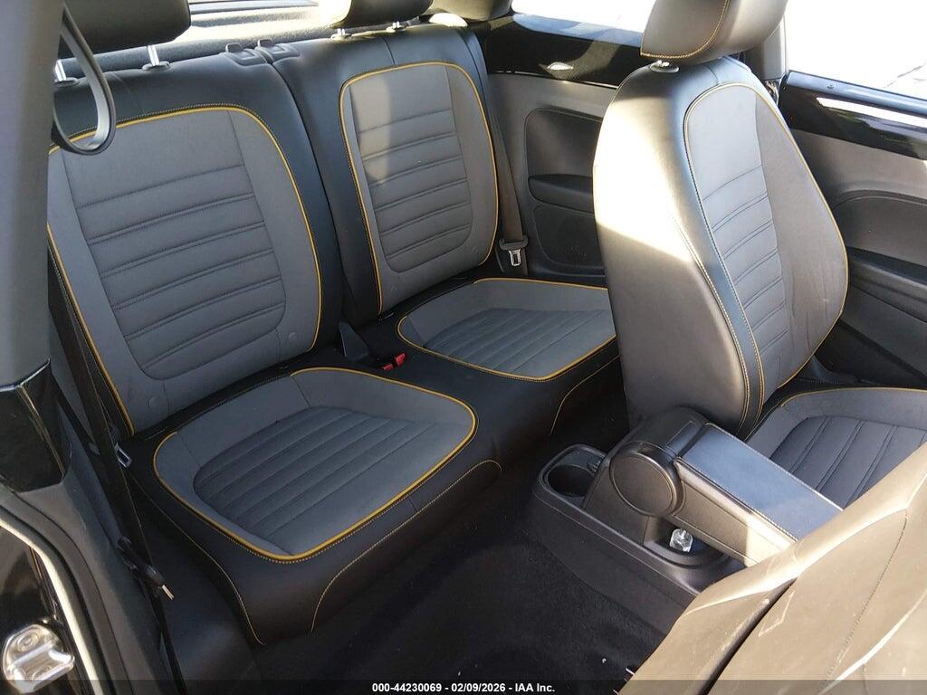 3VWSD7AT0JM711577 2018 VOLKSWAGEN BEETLE photo no. 8