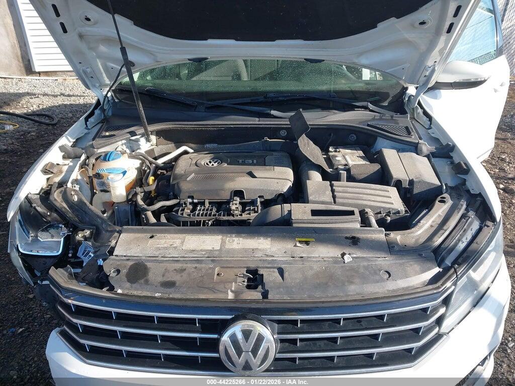 1VWAT7A39HC015214 2017 VOLKSWAGEN PASSAT photo no. 10