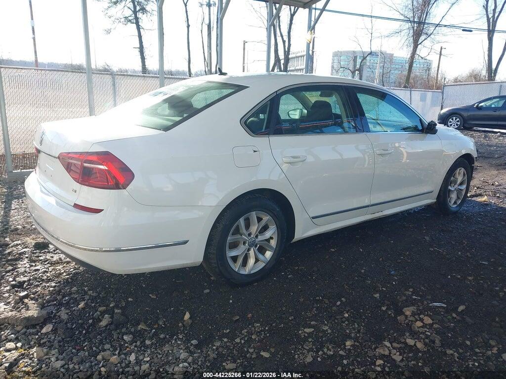 1VWAT7A39HC015214 2017 VOLKSWAGEN PASSAT photo no. 4