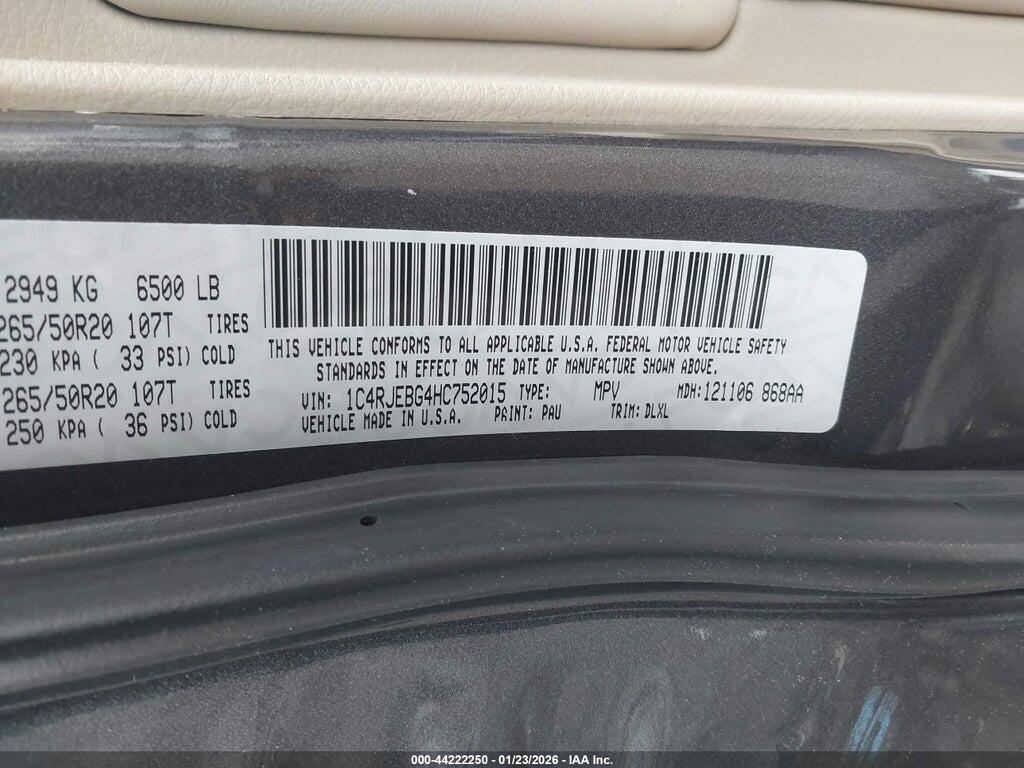 1C4RJEBG4HC752015 2017 JEEP GRAND CHEROKEE photo no. 9