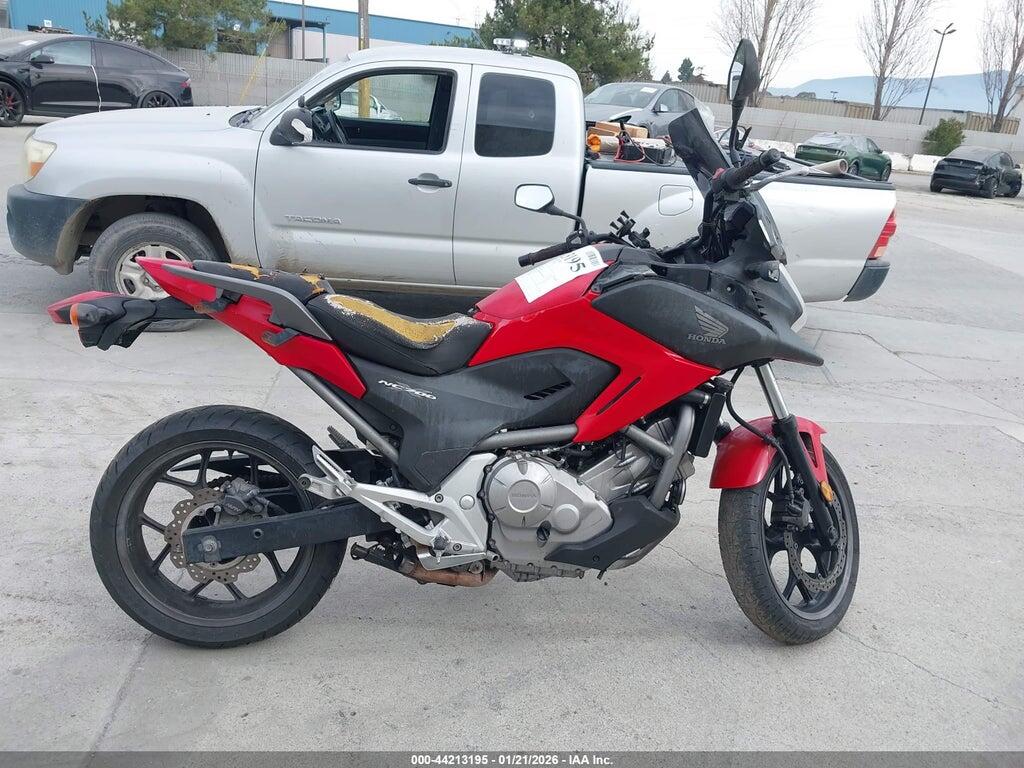 JH2RC6351DK100120 2013 HONDA NC700X photo no. 12