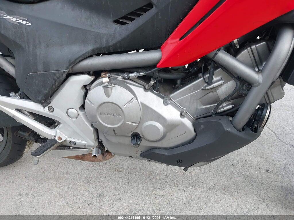 JH2RC6351DK100120 2013 HONDA NC700X photo no. 8