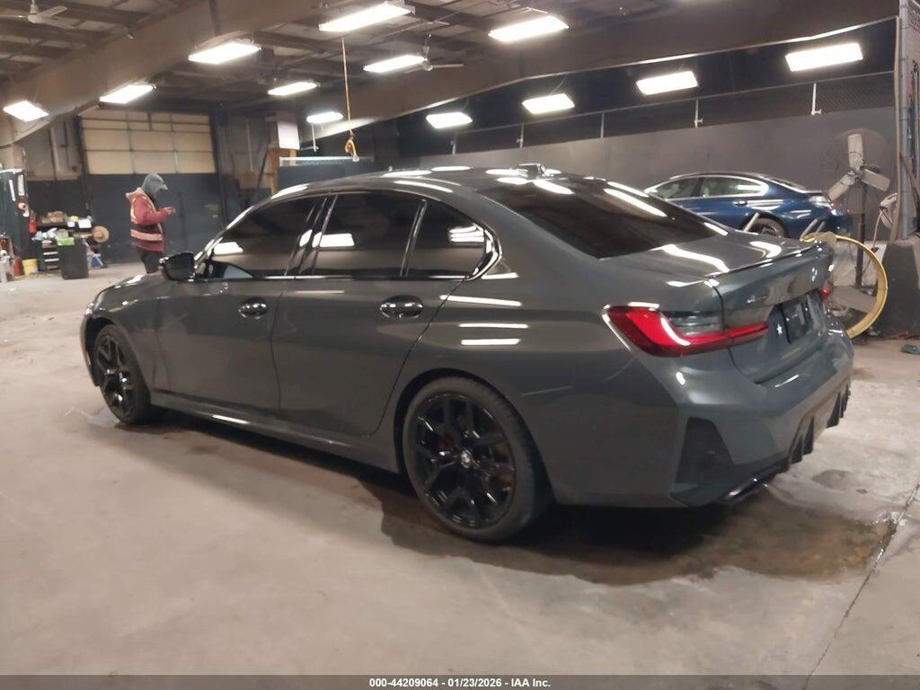 3MW69FT08T8F95721 2026 BMW M340I photo no. 3