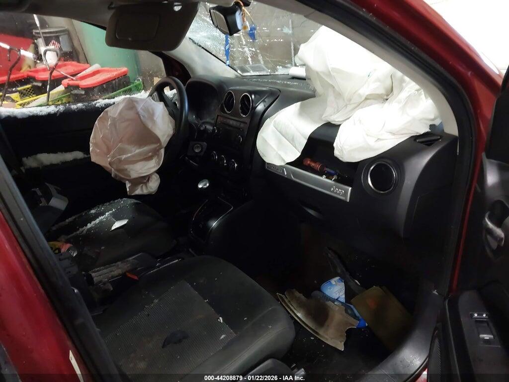 1C4NJDBB7GD556897 2016 JEEP COMPASS photo no. 5