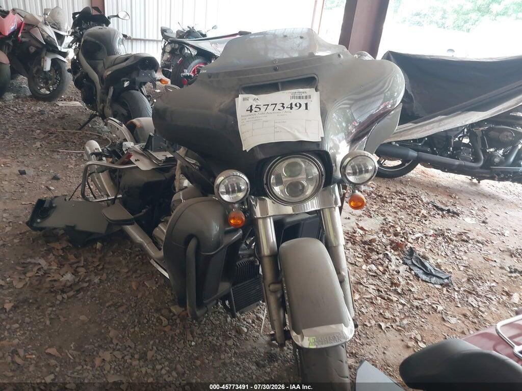 1HD1FCC10JB620733 2018 HARLEY-DAVIDSON FLHTCU photo no. 5