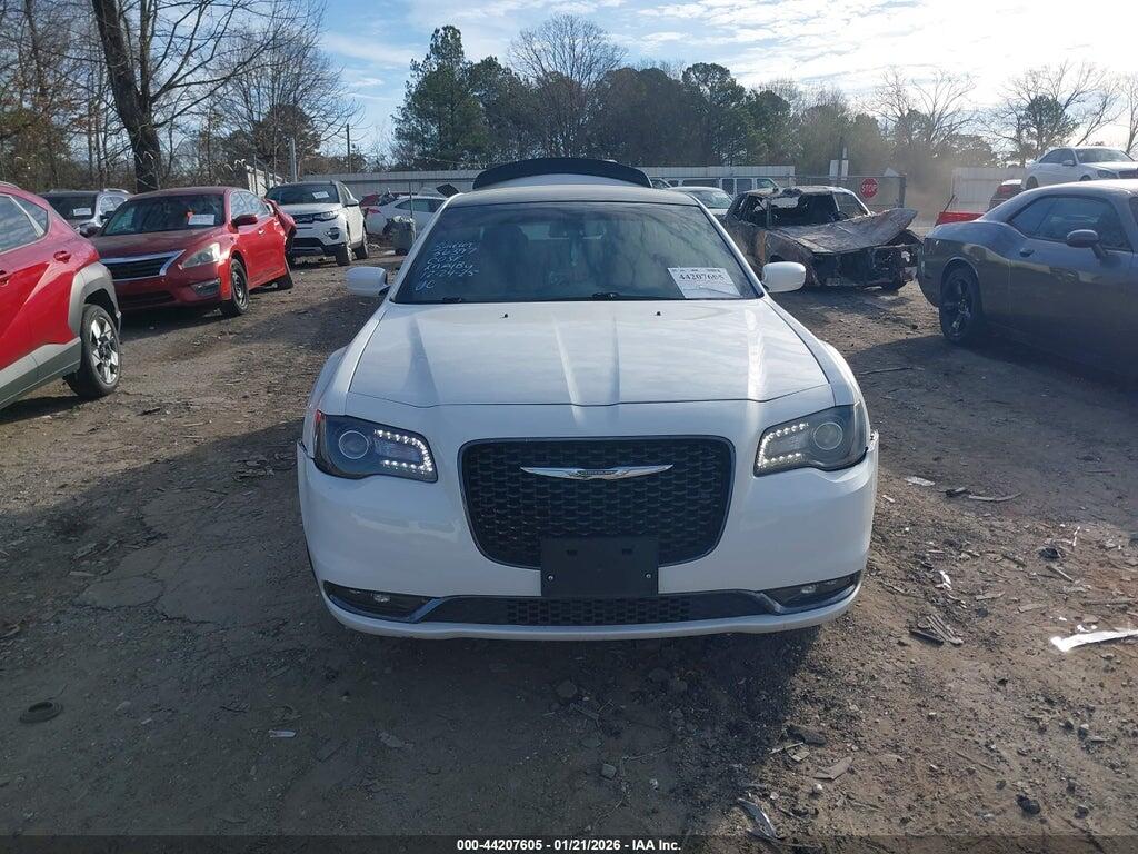 2C3CCABG2KH515525 2019 CHRYSLER 300 photo no. 12