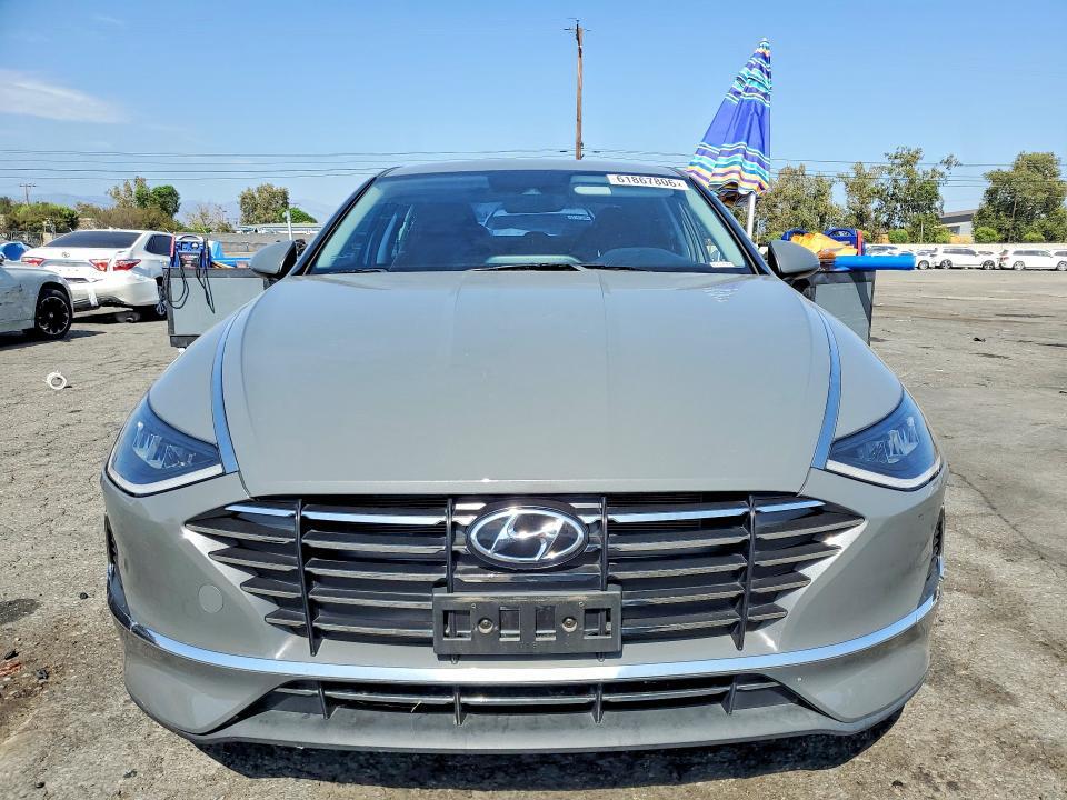 2022 HYUNDAI SONATA SE — Фото 5 из 12
