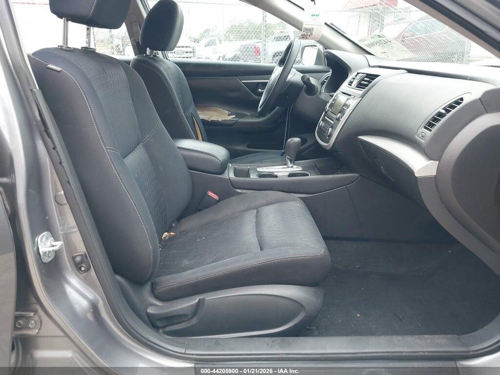 1N4AL3AP1GC253688 2016 NISSAN ALTIMA photo no. 5