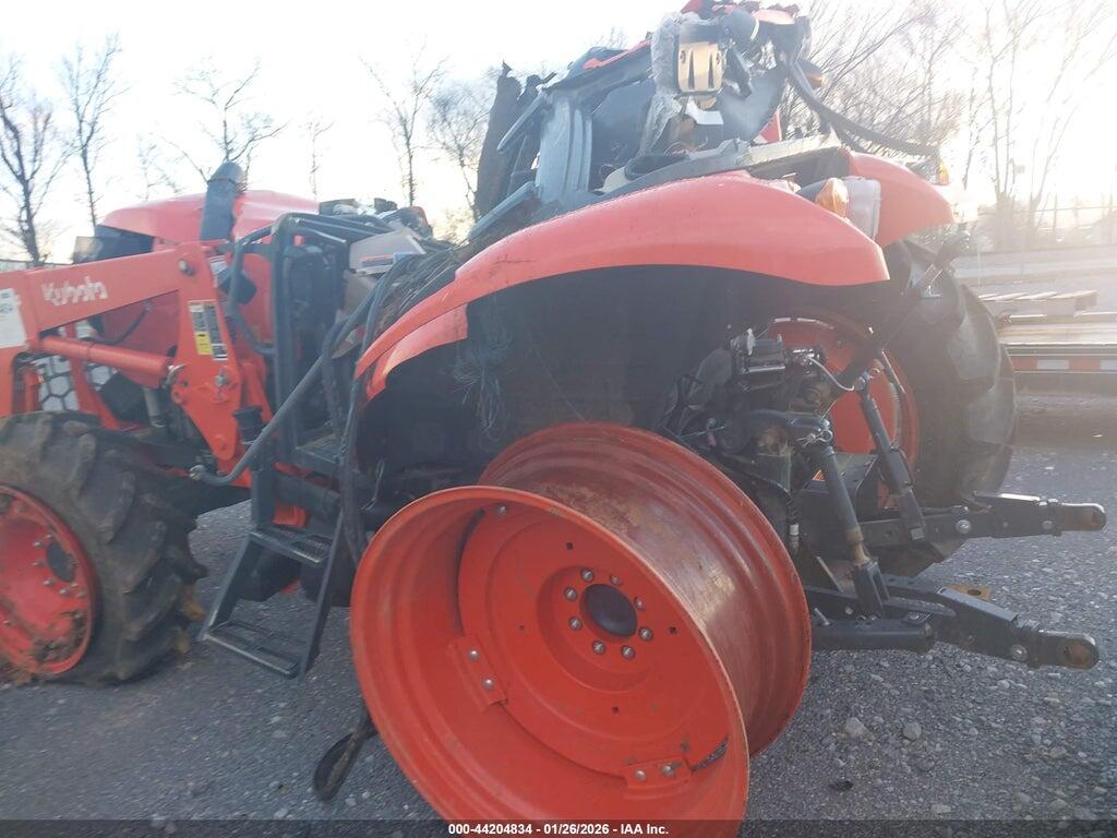 KBUMFCDCPN8G94919 2022 KUBOTA M70602D TRACTOR photo no. 3