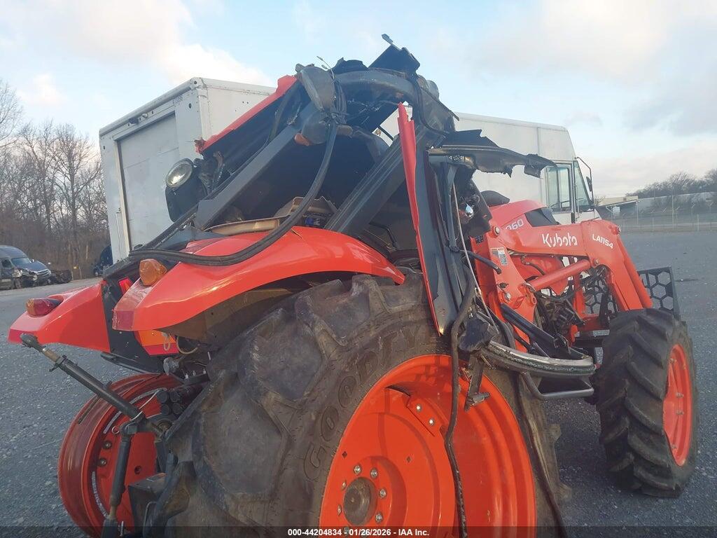KBUMFCDCPN8G94919 2022 KUBOTA M70602D TRACTOR photo no. 6