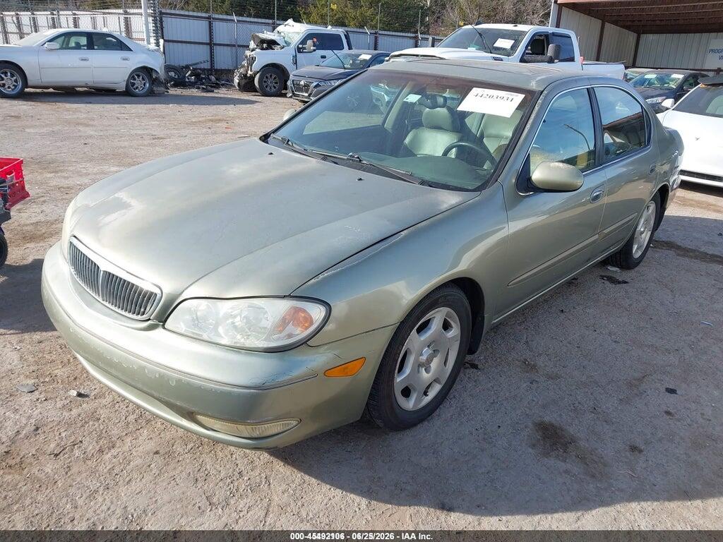 JNKCA31A11T011493 2001 INFINITI I30 photo no. 2
