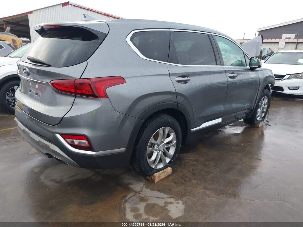 5NMS33AD0LH160757 2020 HYUNDAI SANTA FE photo no. 4