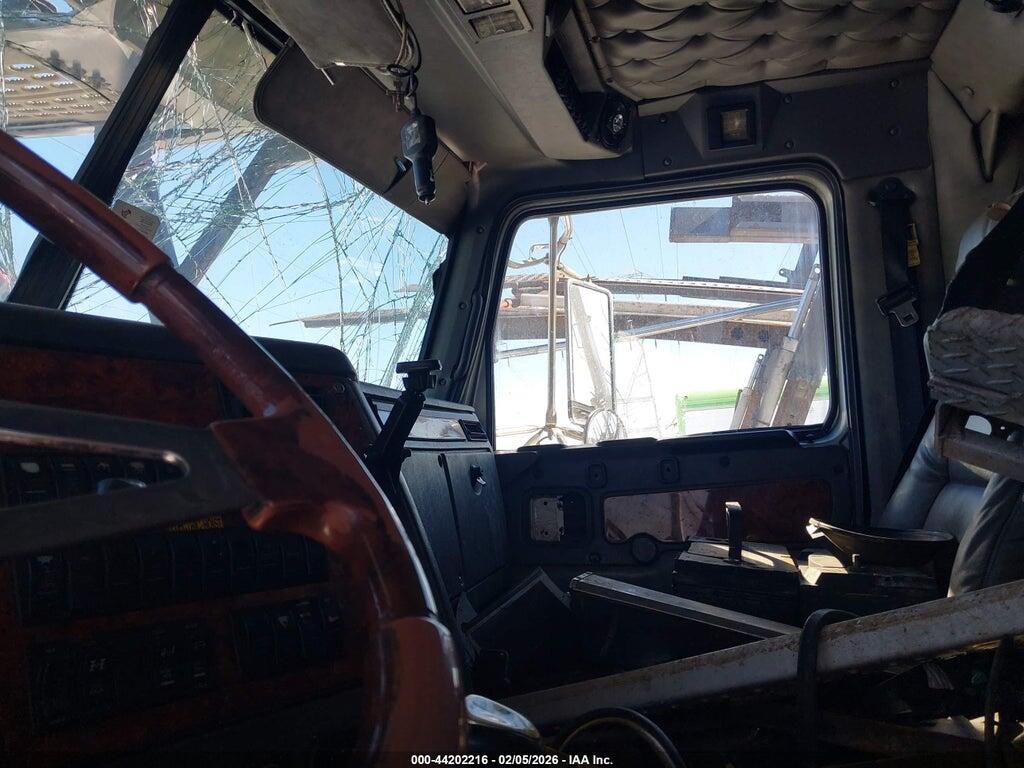 5KKHAECK15PV38455 2005 WESTERN STAR/AUTO CAR CONVENTIONAL photo no. 7