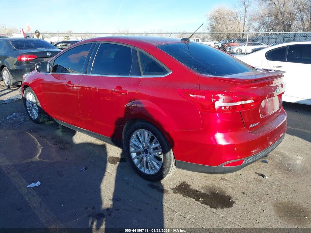 1FADP3J21FL235485 2015 FORD FOCUS photo no. 3