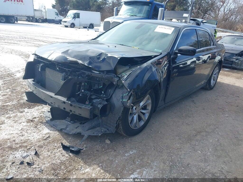 2C3CCAAG6FH868163 2015 CHRYSLER 300 photo no. 2