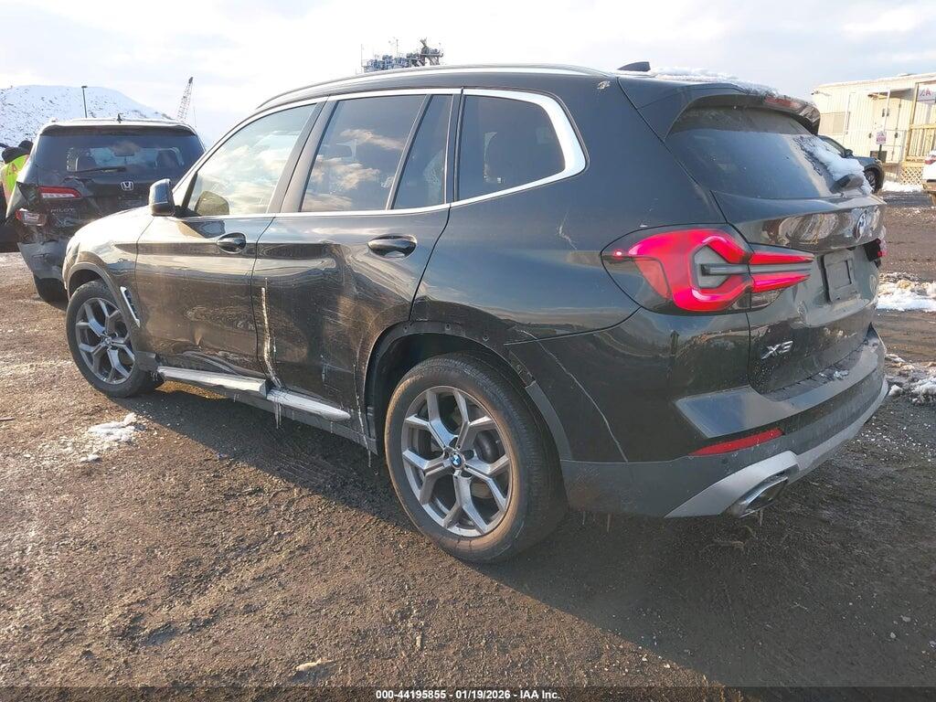 5UX53DP08R9U29596 2024 BMW X3 photo no. 3