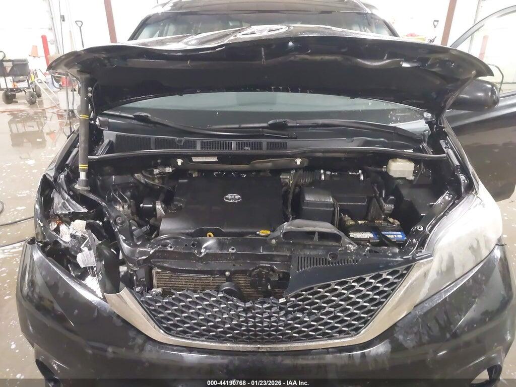 5TDXK3DC7CS261318 2012 TOYOTA SIENNA photo no. 10