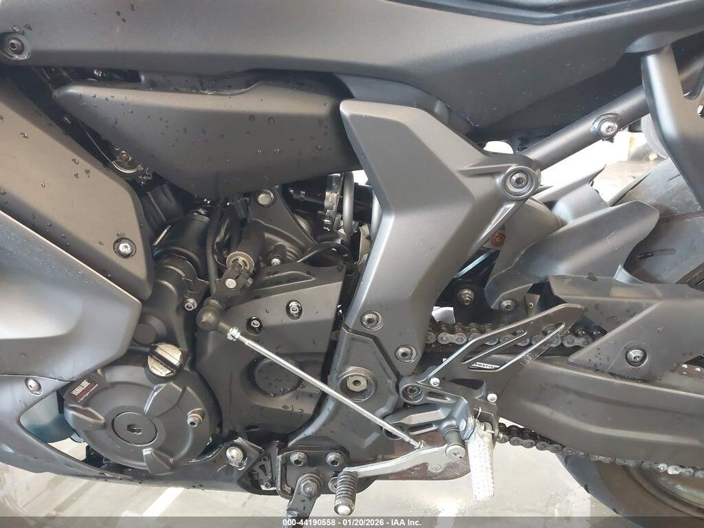 JYARM38E9RA013975 2024 YAMAHA YZFR7 photo no. 9