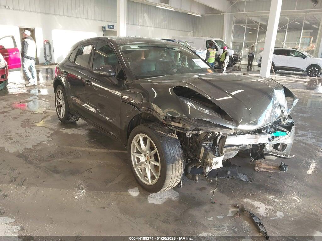 WP1AA2A56JLB20617 2018 PORSCHE MACAN photo no. 1